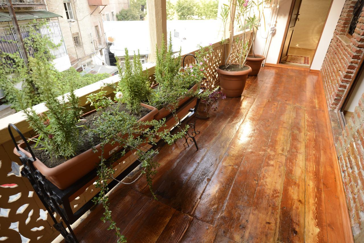 Atlant Hotel Tbilisi Bagian luar foto
