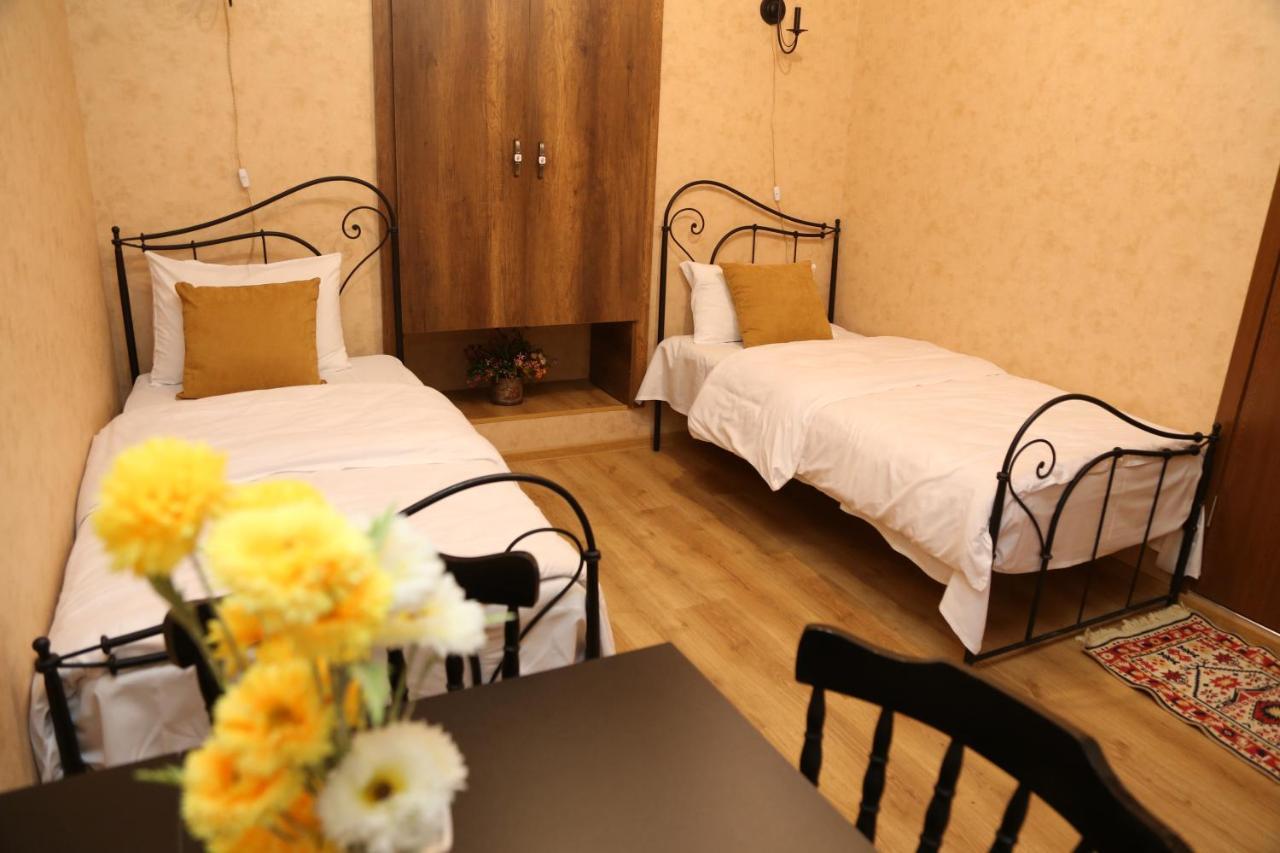 Atlant Hotel Tbilisi Bagian luar foto